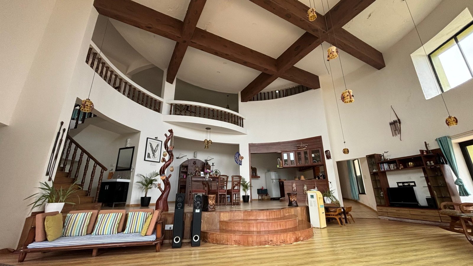 Cozy luxury villa in Dapoli during monsoon with ocean view